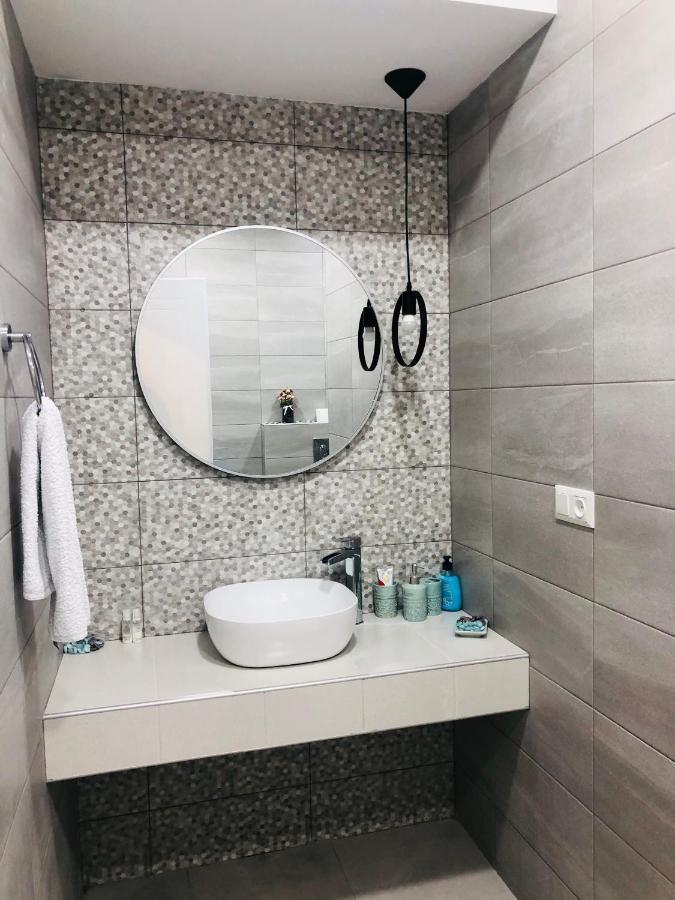 Wellconect Apartment Kutaisi Luaran gambar