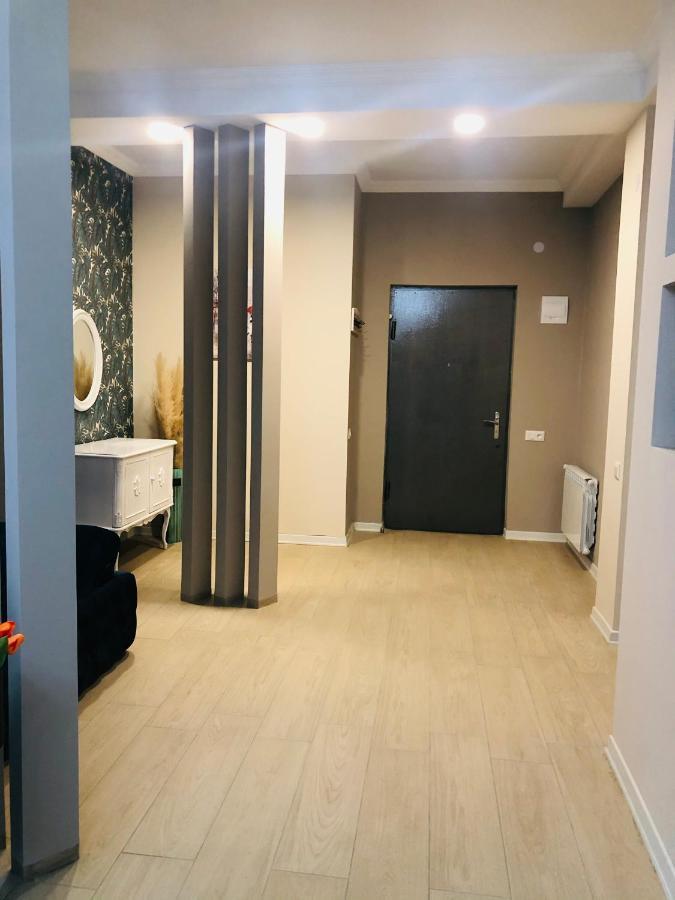 Wellconect Apartment Kutaisi Luaran gambar